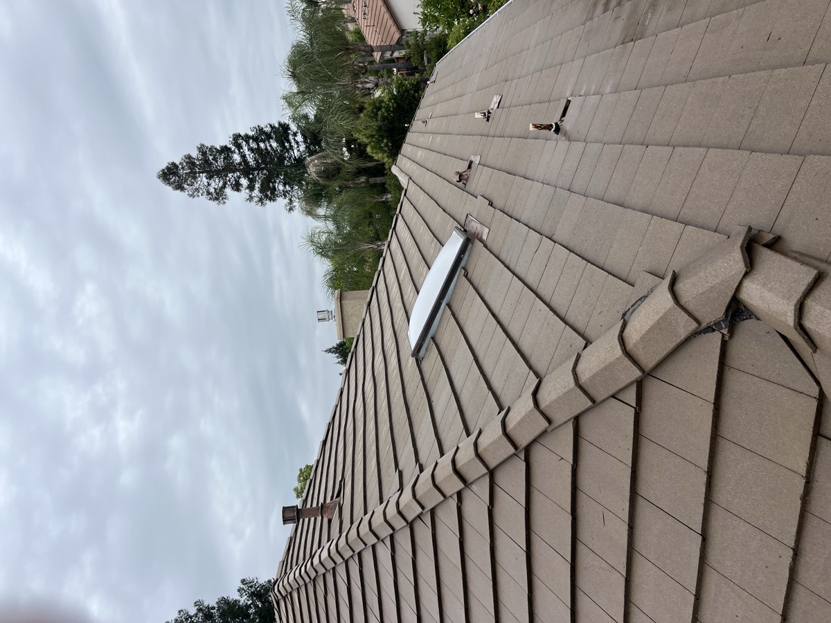Full roof soft wash in Fresno
